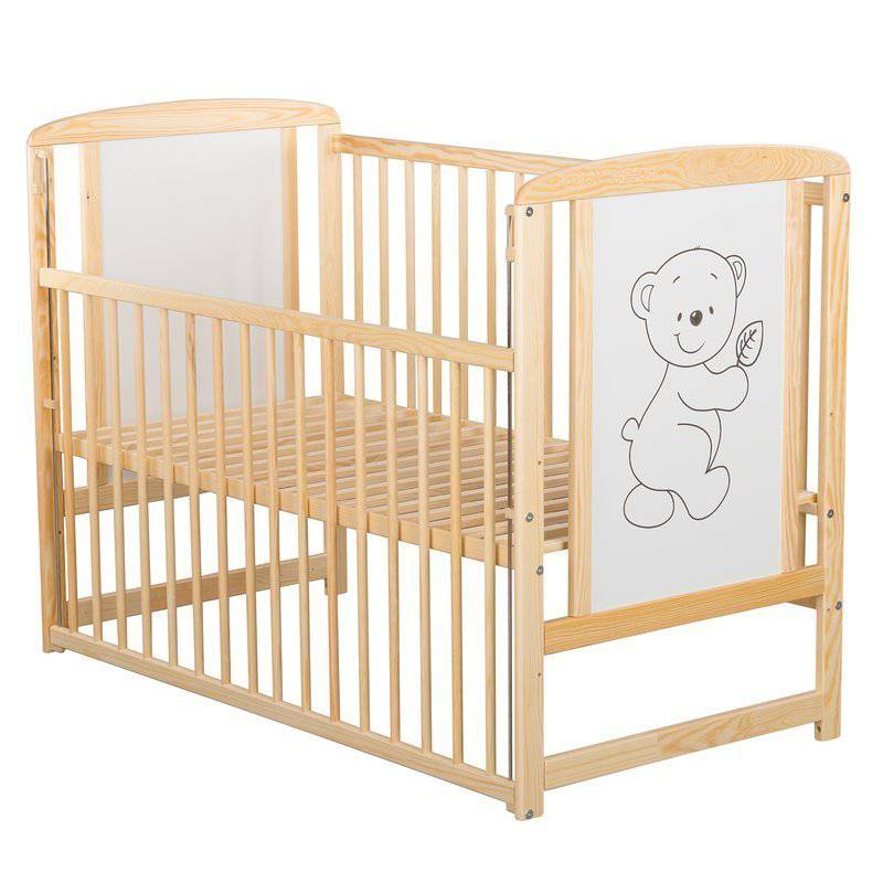 Patut din lemn bebe, 120x60 cm, Cu laterala culisanta, Din lemn de pin si mdf, Stabil si rezistent, Inaltime saltea reglabila pe 3 nivele, Laterala cu 3 bete detasabile, EN716-1, EN716-2, Natur, Babyneeds, Timmi + Saltea 8 cm - gogobaby.ro