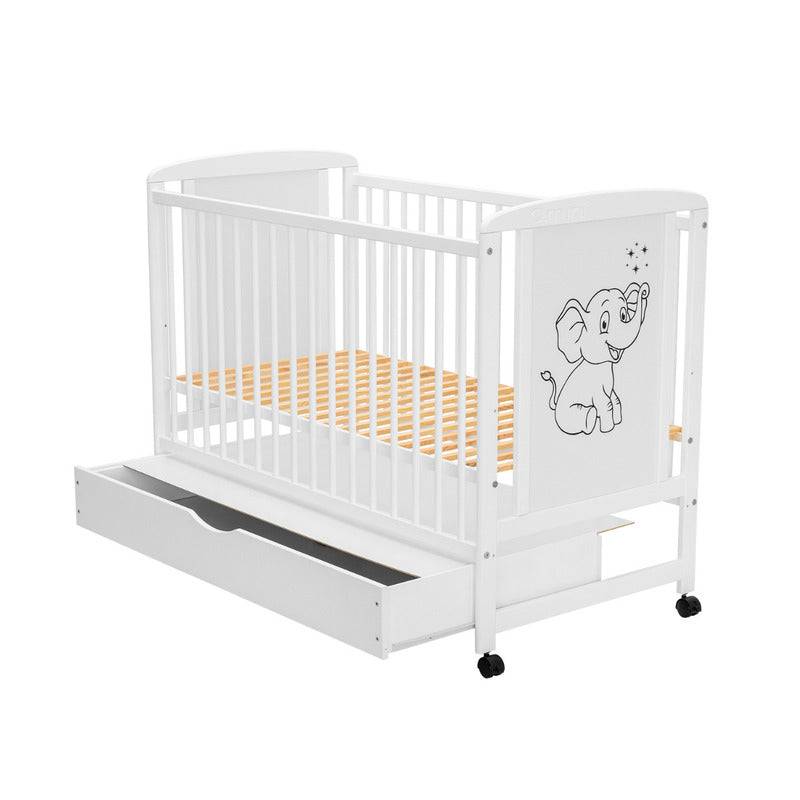 Patut din lemn bebe, 120x60 cm, Cu sertar, Din lemn de pin si mdf, Stabil si rezistent, Inaltime saltea reglabila pe 3 nivele, Laterala cu 3 bete detasabile, EN716-1, EN716-2, Alb, Qmini, Timmi Elephant - gogobaby.ro