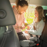 Inaltator auto, Petite&Mars, Optimus Pro, I-size, 125- 150 cm, 22-36 kg, Cu isofix, Forma ergonomica, Husa detasabila, Bej