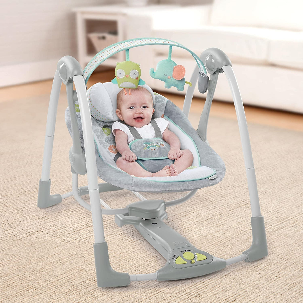 Ingenuity - Leagan portabil Swing 'n Go Portable Swing™ - Hugs & Hoots™ - gogobaby.ro