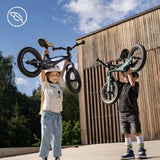 Bicicleta fara pedale, Lionelo, Bart Air, Usoara, Cu roti gonflabile, Cu cadru din magneziu, Cu ghidon si sa reglabile, Greutate 3.8 Kg, 12 inch, Conform cu standardul european de securitate EN71, Albastru