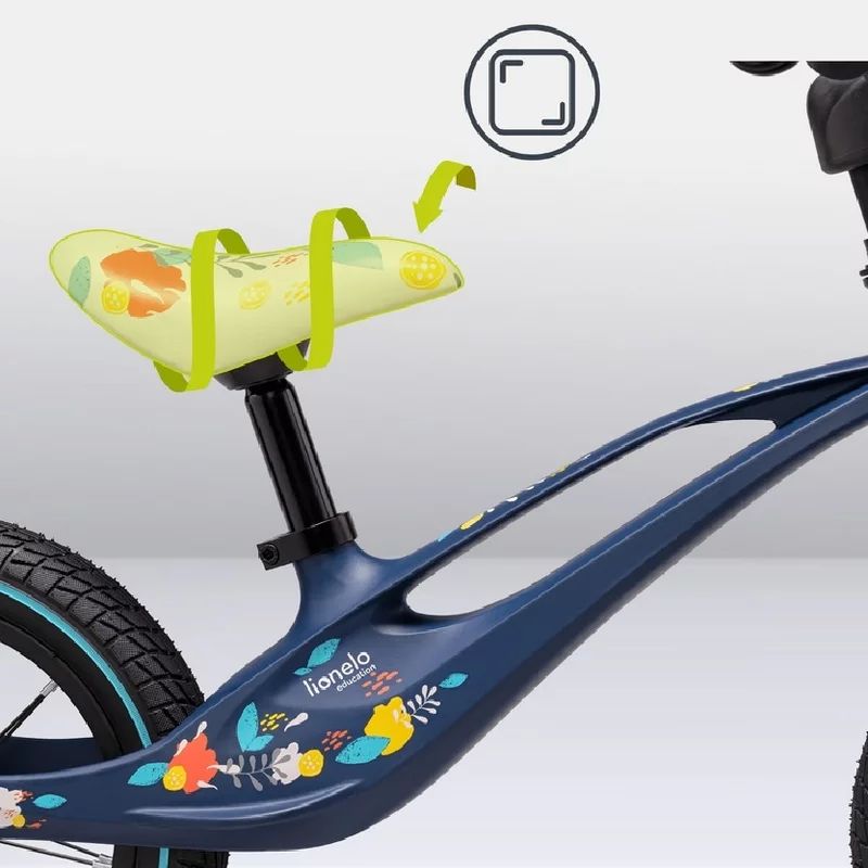 Bicicleta fara pedale, Lionelo, Bart Air, Usoara, Cu roti gonflabile, Cu cadru din magneziu, Cu ghidon si sa reglabile, Greutate 3.8 Kg, 12 inch, Conform cu standardul european de securitate EN71, Albastru
