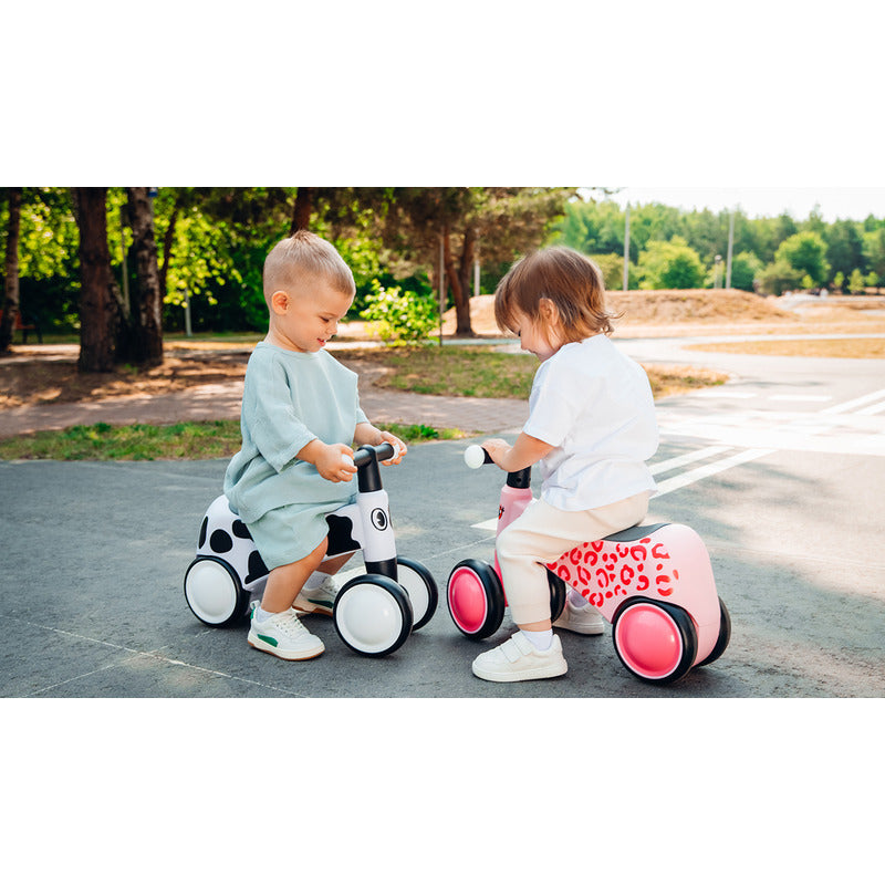 Bicicleta fara pedale, Lionelo, Sammy, Cu 4 roti, Din spuma EVA, Stabila, Manere moi, antiderapante, 12- 36 luni, Greutate maxima suportata 25 kg, Certificata EN 71-1:2014, EN 71-2:2011, EN 71-3:2019, Roz