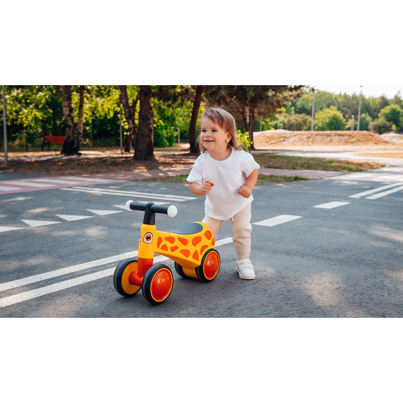 Bicicleta fara pedale, Lionelo, Sammy, Cu 4 roti, Din spuma EVA, Stabila, Manere moi, antiderapante, 12- 36 luni, Greutate maxima suportata 25 kg, Certificata EN 71-1:2014, EN 71-2:2011, EN 71-3:2019, Galben