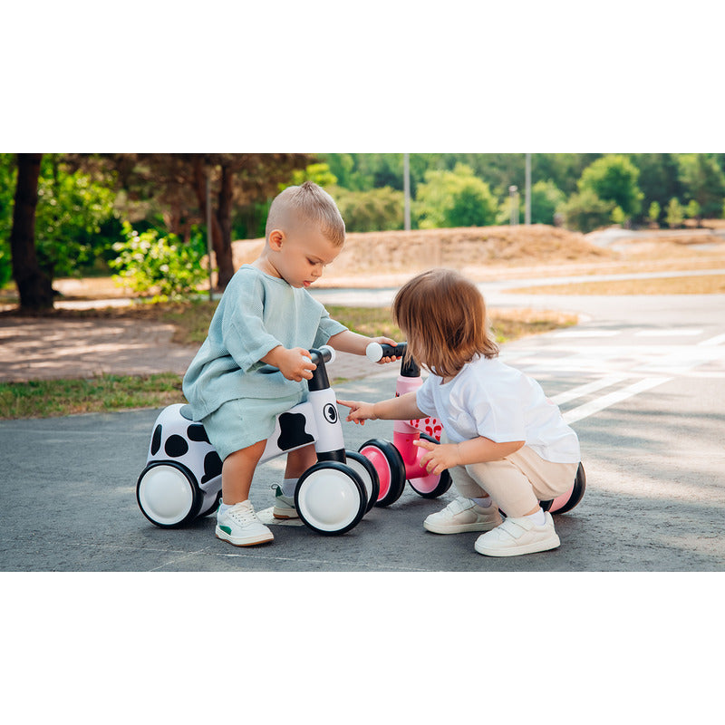 Bicicleta fara pedale, Lionelo, Sammy, Cu 4 roti, Din spuma EVA, Stabila, Manere moi, antiderapante, 12- 36 luni, Greutate maxima suportata 25 kg, Certificata EN 71-1:2014, EN 71-2:2011, EN 71-3:2019, Alb