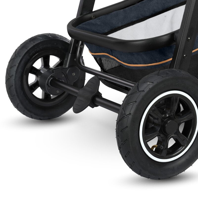 Carucior 2 in 1, Lionelo, Amber, Cadru aluminiu, Cu landou intarit si salteluta moale, Reversibil, Maner ajustabil, Huse pentru picioare, ploaie, Plasa de tantari, Geanta parinti, Pana la 22 kg, EN1888-1, EN1888-2, EN1466, Albastru - gogobaby.ro