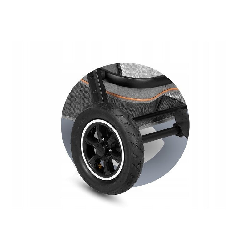 Carucior 3 in 1 Lionelo Amber, Cadru din aluminiu, Landou confortabil, Scaun auto testat ADAC, Accesorii incluse, Geanta parinti, pana la 22 kg, Certificat EN1888, Gri Deschis - gogobaby.ro
