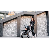 Carucior sport, Lionelo, Elia Oslo, Cu plasa de tantari, Suport de picioare reglabil, Spatar ajustabil in 4 pozitii, Capotina XXL, Pliere tip umbrela, Capacitate 15 kg, 6 luni+, EN 1888, Negru/Alb