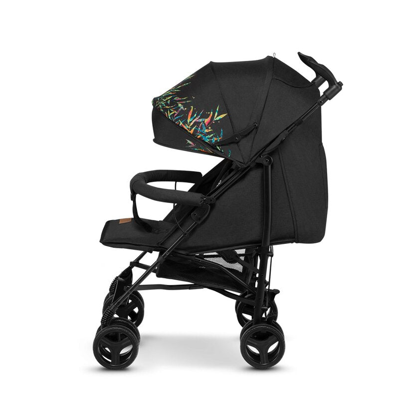 Carucior sport compact, Lionelo, Irma, Spatar ajustabil in 4 pozitii, Suport picioare reglabil, Manere rotative, Pliere tip umbrela, 6- 36 luni, Pana la 15 kg, Conform cu EN1888-1:2018, Negru
