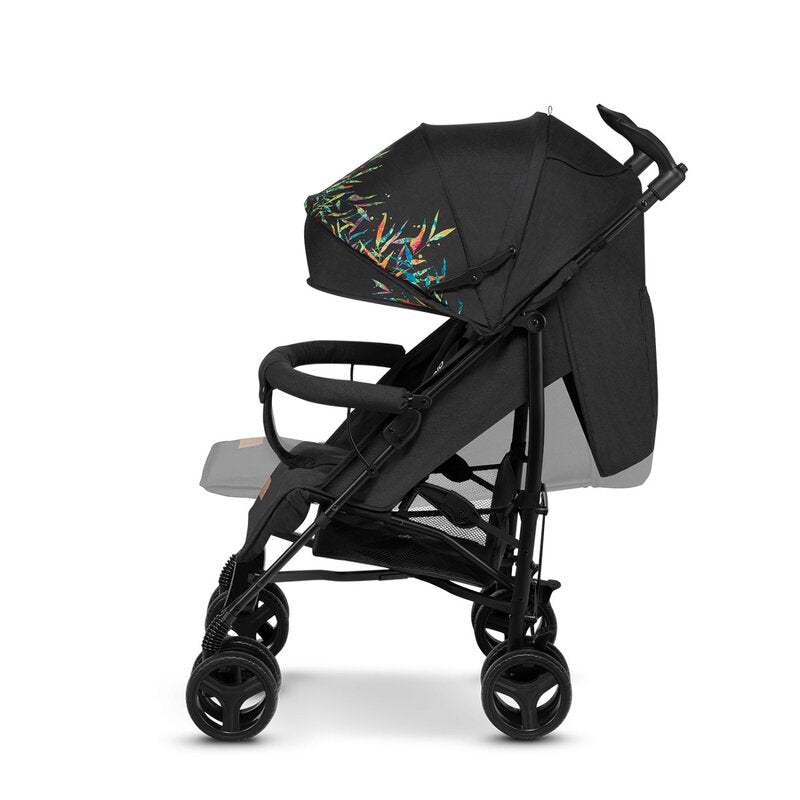 Carucior sport compact, Lionelo, Irma, Spatar ajustabil in 4 pozitii, Suport picioare reglabil, Manere rotative, Pliere tip umbrela, 6- 36 luni, Pana la 15 kg, Conform cu EN1888-1:2018, Negru