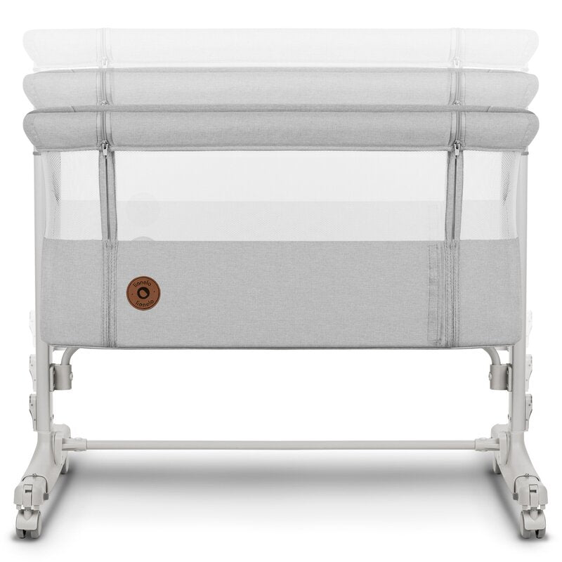 Patut co-sleeper, Lionelo, Aurora, 3 in 1, Cu leganare si setare unghiulara, Include saltea cu densitate T25 si geanta transport, Reglabil in 5 pozitii, Pana la 9 kg, 0 luni+, 85x60x66 cm, Certificari EN 1130:2019+AC:2020, EN 16890:2, Gri deschis - gogobaby.ro