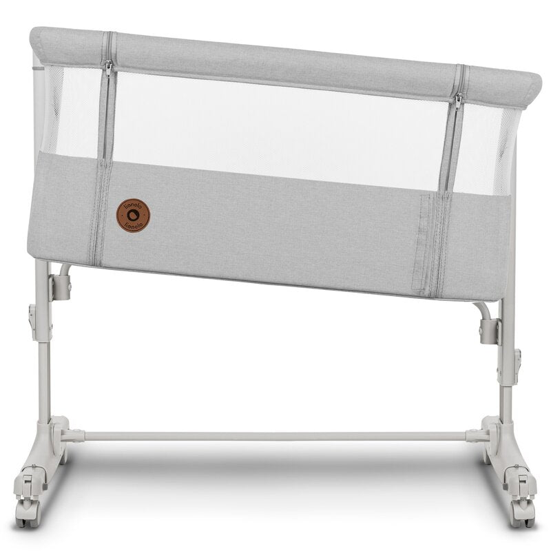 Patut co-sleeper, Lionelo, Aurora, 3 in 1, Cu leganare si setare unghiulara, Include saltea cu densitate T25 si geanta transport, Reglabil in 5 pozitii, Pana la 9 kg, 0 luni+, 85x60x66 cm, Certificari EN 1130:2019+AC:2020, EN 16890:2, Gri deschis - gogobaby.ro
