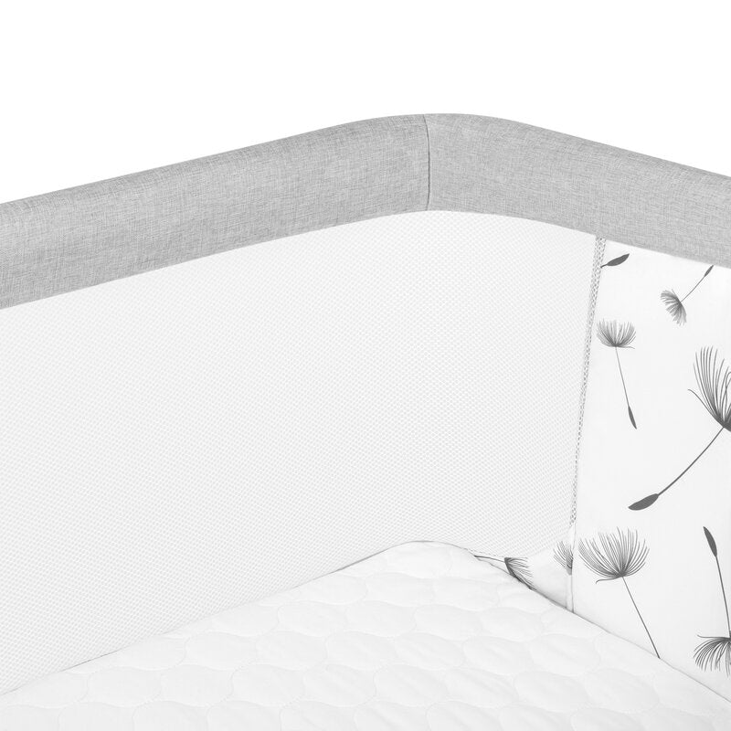 Patut co-sleeper, Lionelo, Aurora, 3 in 1, Cu leganare si setare unghiulara, Include saltea cu densitate T25 si geanta transport, Reglabil in 5 pozitii, Pana la 9 kg, 0 luni+, 85x60x66 cm, Certificari EN 1130:2019+AC:2020, EN 16890:2, Gri deschis - gogobaby.ro