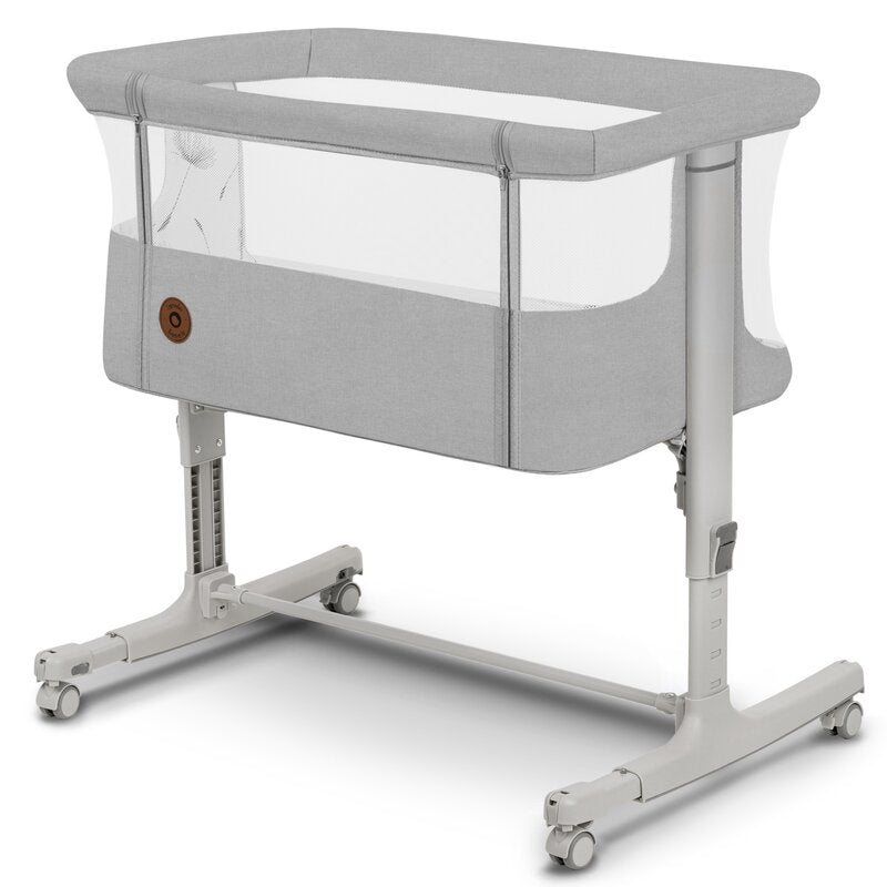 Patut co-sleeper, Lionelo, Aurora, 3 in 1, Cu leganare si setare unghiulara, Include saltea cu densitate T25 si geanta transport, Reglabil in 5 pozitii, Pana la 9 kg, 0 luni+, 85x60x66 cm, Certificari EN 1130:2019+AC:2020, EN 16890:2, Gri deschis - gogobaby.ro