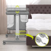 Patut co-sleeper, Lionelo, Aurora, 3 in 1, Cu leganare si setare unghiulara, Include saltea cu densitate T25 si geanta transport, Reglabil in 5 pozitii pe inaltime, Pana la 9 kg, 0 luni+, 85x60x66 cm, Conform cu EN 1130:2019+AC:2020, EN 16890:2, Gri - gogobaby.ro