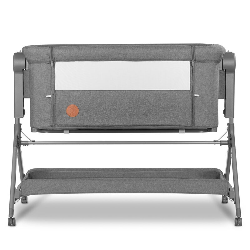 Patut co-sleeper, Lionelo, Leonie, Plus, Pliabil, Cu sistem de leganare, Cu setare unghiulara, Reglabil in 6 pozitii pe inaltime, Conform cu standardele europeane de securitate EN1130 si EN16890, Gri - gogobaby.ro