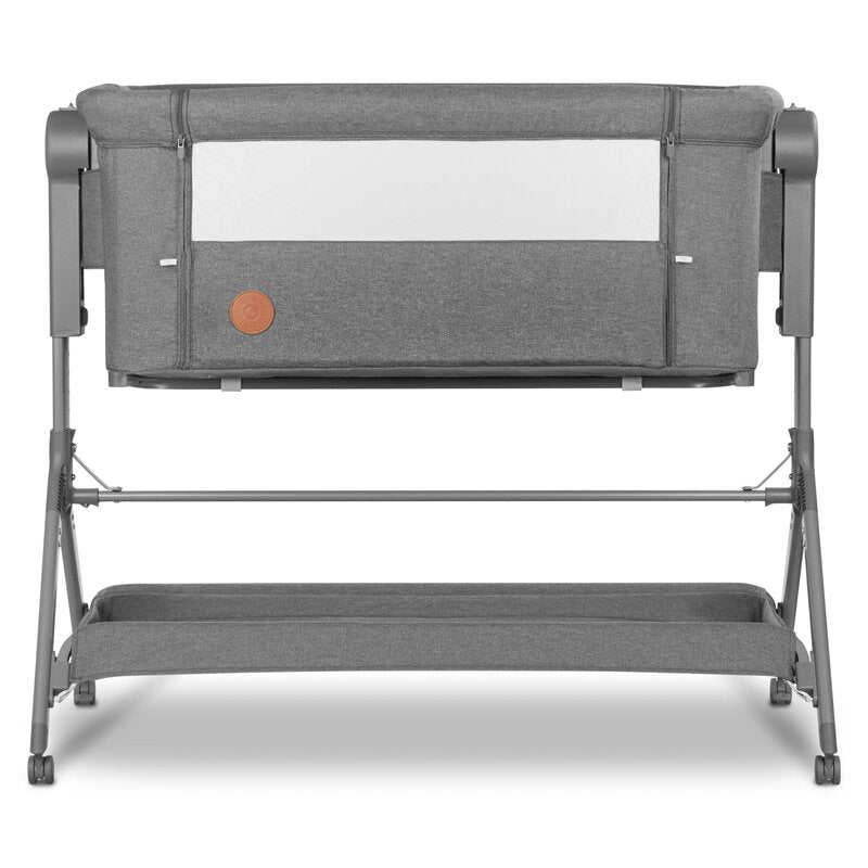 Patut co-sleeper, Lionelo, Leonie, Plus, Pliabil, Cu sistem de leganare, Cu setare unghiulara, Reglabil in 6 pozitii pe inaltime, Conform cu standardele europeane de securitate EN1130 si EN16890, Gri
