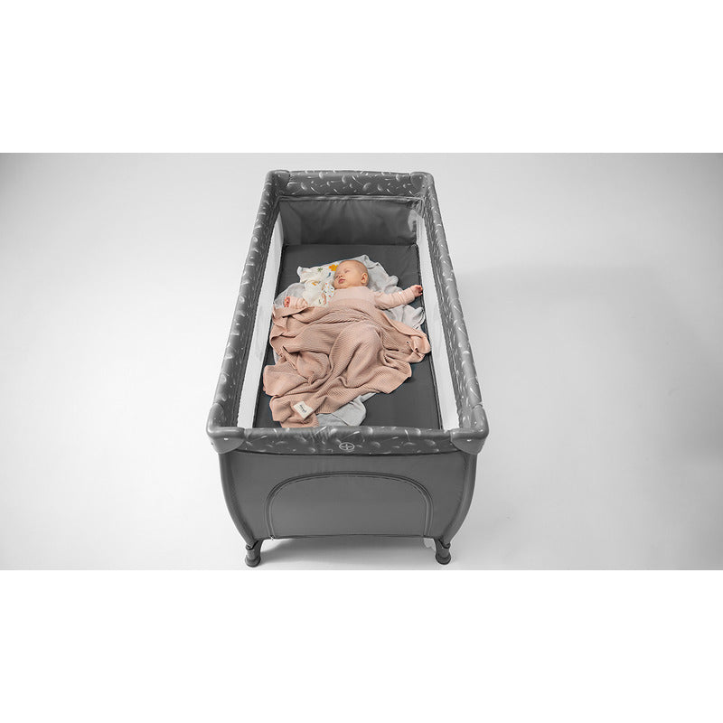 Patut pliant, Lionelo, Stefi Plus, Cu doua nivele, Cu intrare laterala cu fermoar, 2 roti, 120x60 cm, Conform cu standardul european de securitate EN 716, Gri - gogobaby.ro