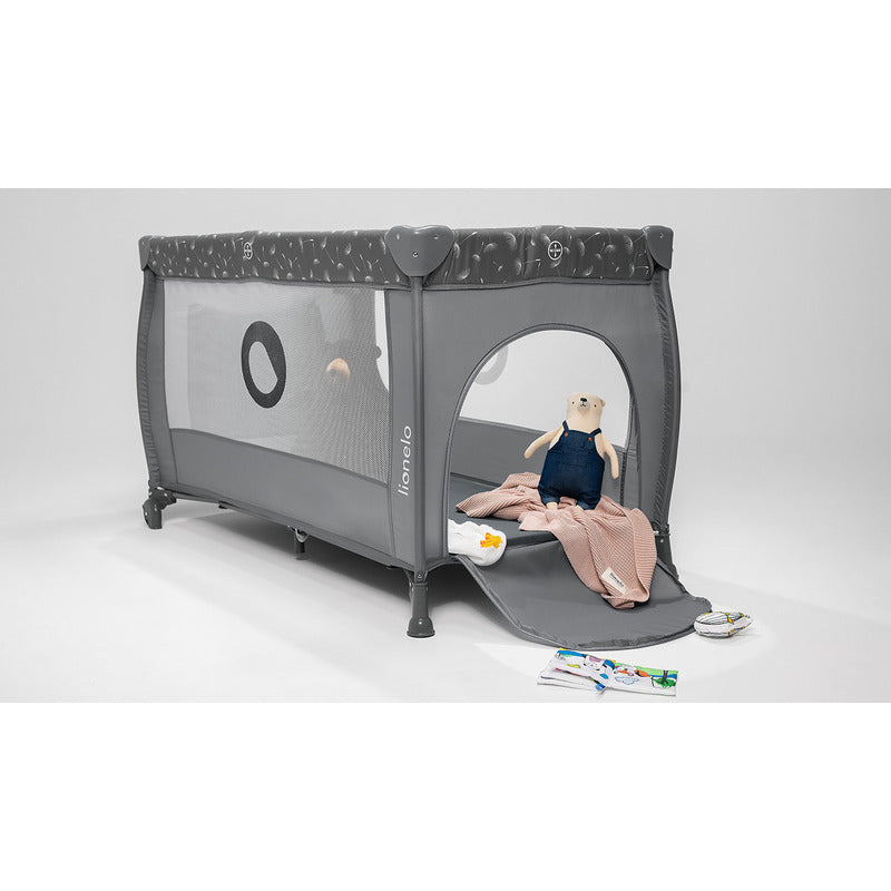 Patut pliant, Lionelo, Stefi Plus, Cu doua nivele, Cu intrare laterala cu fermoar, 2 roti, 120x60 cm, Conform cu standardul european de securitate EN 716, Gri - gogobaby.ro