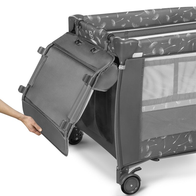Patut pliant, Lionelo, Sven Plus, 120x60 cm, Cu doua nivele, Cu arcada jucarii, masuta de infasat, vibratii, melodii, conform cu standardele europeane de securitate EN716 si EN12221, Grey - gogobaby.ro