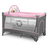 Patut pliant, Lionelo, Flower, Cu doua nivele, Cu arcada, Geanta transport, Masuta de infasat, Bara cu jucarii, Fereastra laterala, 120x60 cm, Conform cu standardele europeane de securitate EN 716 si EN12221, Roz