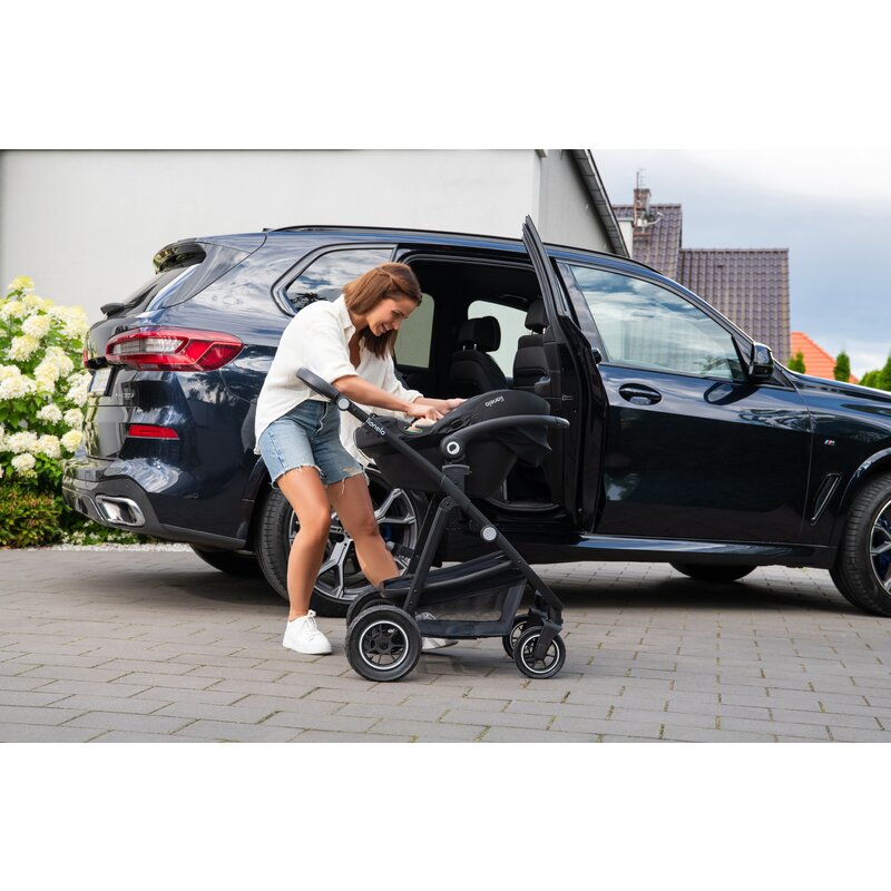 Scoica auto, Lionelo, i-Size Astrid, 0-13 Kg, 40-87 cm, Cu salteluta, Testat ADAC, Conform cu standardul european de securitate R129, Negru/Gri
