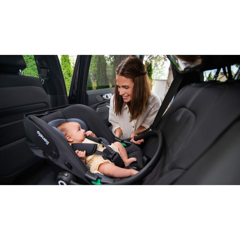 Scoica auto, Lionelo, i-Size Astrid, 0-13 Kg, 40-87 cm, Cu salteluta, Testat ADAC, Conform cu standardul european de securitate R129, Negru/Gri - gogobaby.ro