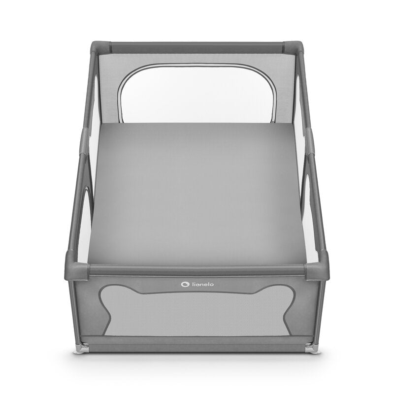 Tarc de joaca copii, Lionelo, Willow, 127 x 187 cm, Pliere compacta, Include geanta de transport, Din plasa, Cu doua intrari laterale si fermoar, Cu ventuze pentru stabilitate, Conform cu EN 12227:2010, Gri - gogobaby.ro