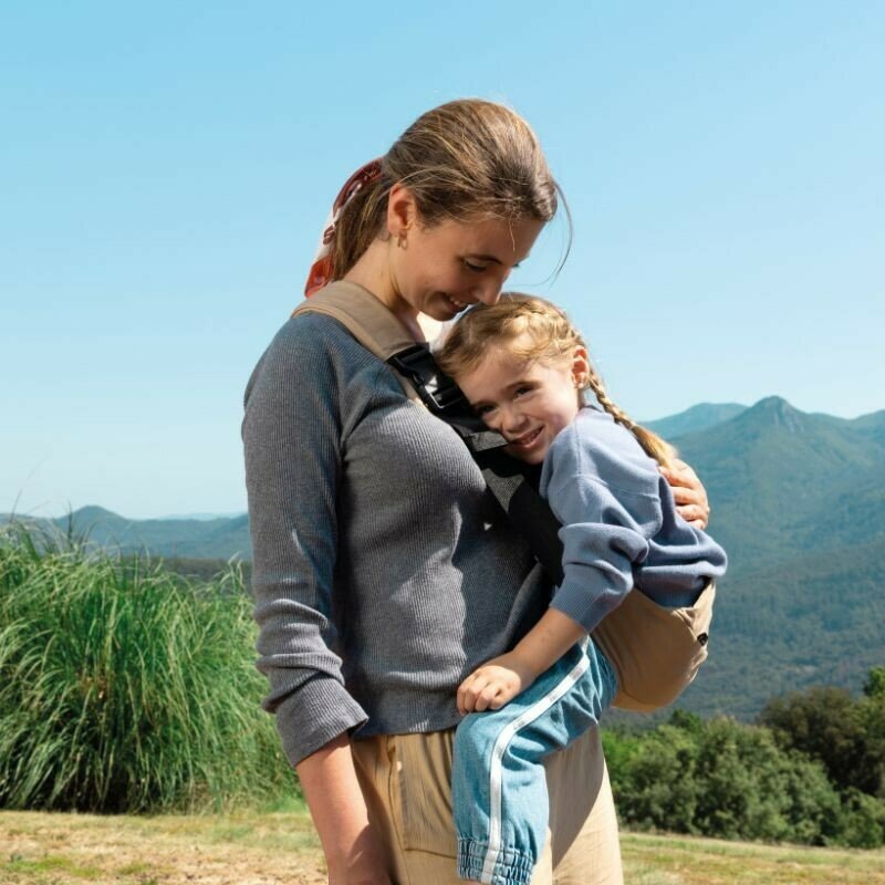Marsupiu bebe, Jane, Catch, Ergonomic, De la 9 luni pana la 22 Kg, Botanic