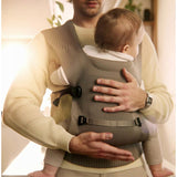 Marsupiu bebe, Lionelo, Mabel, Ergonomic, Pozitia M-broscuta, De la 4 luni pana la 15 Kg, Amplasare cu fata sau cu spatele spre parinte, Material respirabil, Bej
