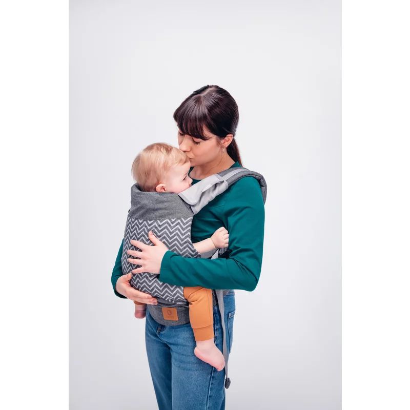 Marsupiu ergonomic, Lionelo, Margareet Air, 3 pozitii de purtare, Certificat de Institutul International pentru Displazie de Sold, 4 luni+, Pana la 20 Kg, Material respirabil 3D Air Mesh, Catarama dubla de siguranta, Negru - gogobaby.ro
