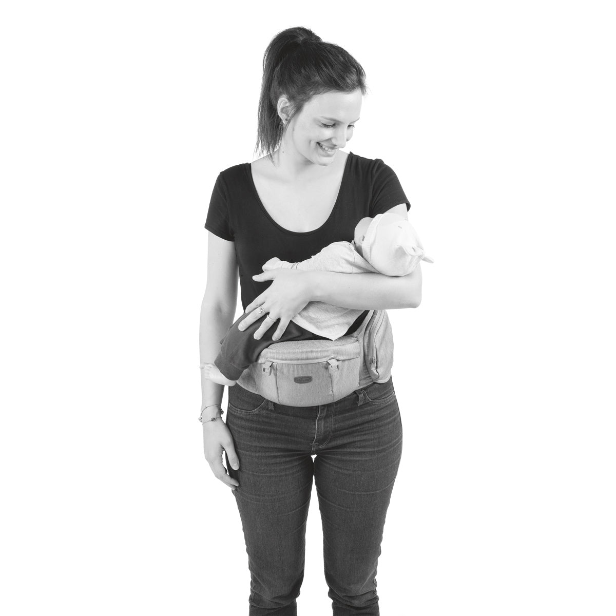 Marsupiu ergonomic multifunctional Chicco Hip Seat cu suport pentru sold, HazelWood (Bej), 0luni+ - gogobaby.ro
