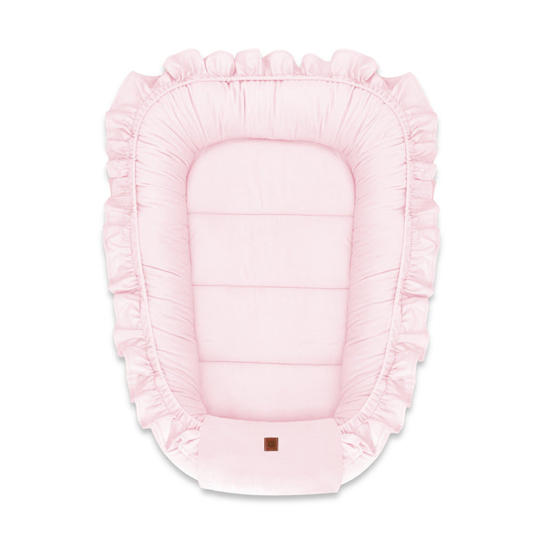Cosulet bebelus, MimiNu, Pentru dormit, Baby Nest 55 x 75 cm, Cu Volanase, Din catifea, Pink - gogobaby.ro