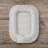 Cosulet bebelus, MimiNu, Pentru dormit, Baby Nest 55 x 75 cm, Cu Volanase, Husa 100% bumbac, Din bumbac certificat Oeko Tex Standard 100, Colectia Royal, Grey