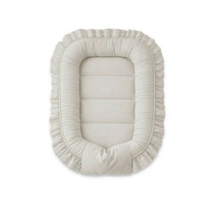 Cosulet bebelus, MimiNu, Pentru dormit, Baby Nest 55 x 75 cm, Cu Volanase, Husa 100% bumbac, Din bumbac certificat Oeko Tex Standard 100, Colectia Royal, Beige