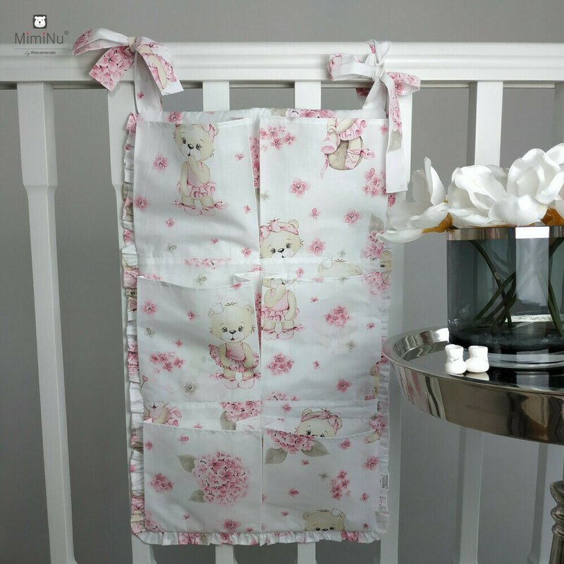 Organizator pentru patut, MimiNu, Din bumbac certificat Oeko Tex Standard 100, Cu 6 compartimente, Doua panglici, 70x40 cm, Cu volanase, Design, Pink Ballerina