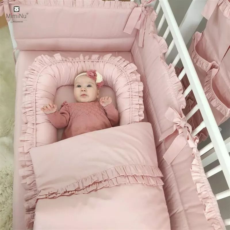 Perna clasica de dormit, MimiNu, Cu husa detasabila cu fermoar, Din bumbac certificat Oeko Tex Standard 100, 40x40 cm, Colectia Royal, Powder Pink
