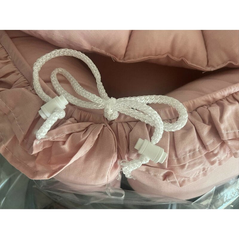 Set 4 in 1 Cosulet bebelus, MimiNu, Baby Cocoon 75x55 cm, Cu volanase, Husa bumbac, Din bumbac certificat Oeko Tex Standard 100, Cu paturica cu volanase 50x70 cm, Cu saltelut, Cu perna fluture, Colectia Royal, Grey - gogobaby.ro