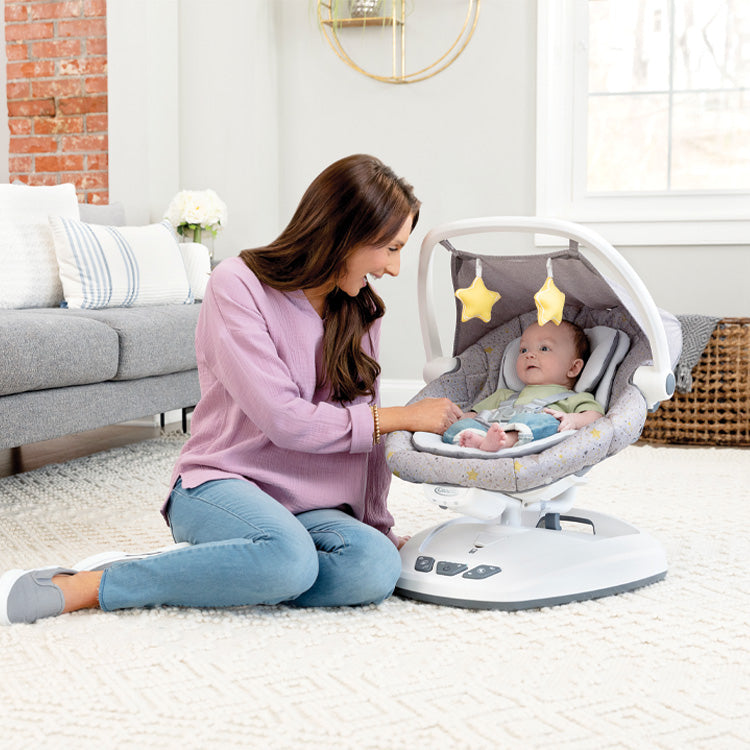 Graco - Leagan portabil Move with Me Little Adventures - gogobaby.ro