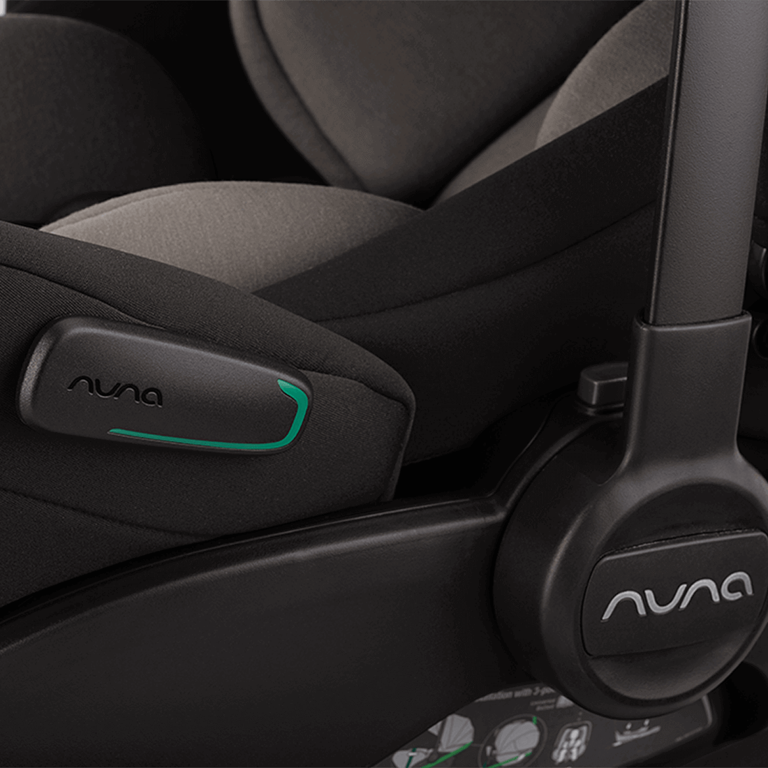 Nuna - Scoica auto cu functie de recline ARRA flex Caviar, nastere-87 cm, testata ADAC si certificata R129
