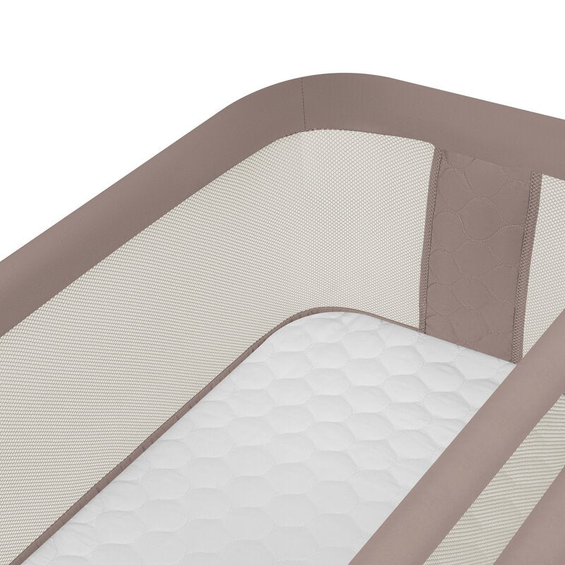 Patut co-sleeper, Lionelo, Jodie, Multifunctional, Reglabil in 6 pozitii pe inaltime, Saltea cu densitate T25, Functie de leganare, Cu plasa de tantari, Buzunar depozitare, Geanta transport, 84x48x70-80 cm, Taupe