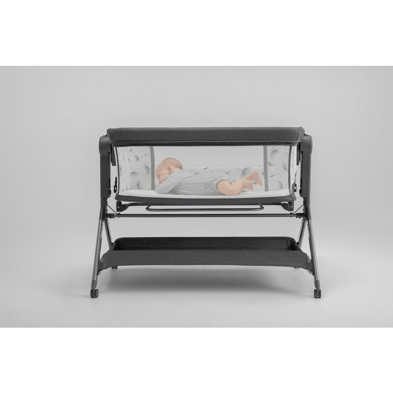 Patut co-sleeper, Lionelo, Leonie Plus, Pliabil, Cu sistem de leganare, Cu setare unghiulara, Reglabil in 6 pozitii pe inaltime, Conform cu standardele europeane de securitate EN1130 si EN16890, Bej