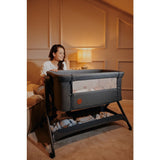 Patut co-sleeper, Lionelo, Leonie Plus, Pliabil, Cu sistem de leganare, Cu setare unghiulara, Reglabil in 6 pozitii pe inaltime, Conform cu standardele europeane de securitate EN1130 si EN16890, Bej