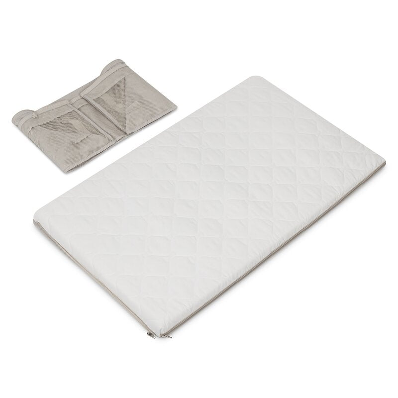 Patut multifunctional, Lionelo, Mila, 2 in 1, Saltea 4 cm cu spuma T25, 2 niveluri de inaltime, Pliere rapida, Intrare laterala, Geanta de transport inclusa, 0-36 luni, Pana la 15 kg, Bej