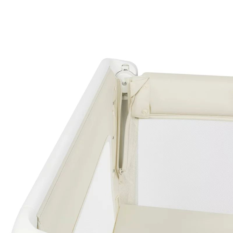 Patut multifunctional, Lionelo, Patty, 5 in 1, 0- 36 luni, Co-sleeper, Tarc de joaca, Patut de calatorie, Laterala rabatabila, 2 trepte reglare saltea, Roti, Husa transport inclusa, Bej