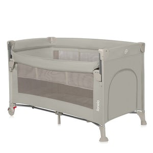 Patut pliant multifunctional, Lionelo, Ellen, Cu laterala culisanta, Nivel suplimentar, Intrare laterala cu fermoar, 2 roti, Saltea pliabila si geanta de transport incluse, 0- 36 luni, Pana la 15 kg, 120x60 cm, Conform cu EN 716, Bej