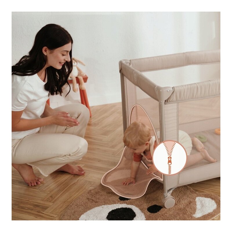 Patut pliant, Lionelo, Amelie, Cu intrare laterala, 100.5×70.5 cm, Include salteluta, roti, geanta pentru transport, Constructie usoara- 7 kg, Cadru stabil din otel, Bej