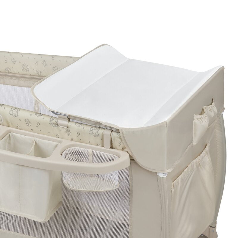 Patut pliant, Lionelo, Sven Plus, 120x60 cm, Cu doua nivele, Cu arcada jucarii, masuta de infasat, vibratii, melodii, conform cu standardele europeane de securitate EN716 si EN12221, Bej Latte