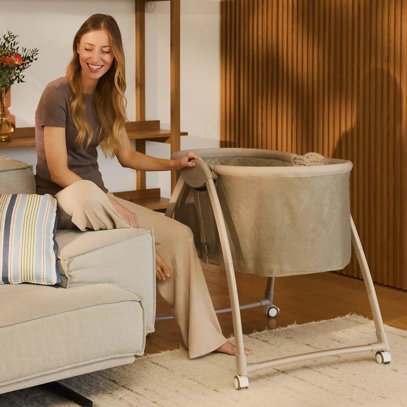 Patut si balansoar portabil Lionelo, Gaya 2 in 1, cu functie de leganat si muzica, 3 viteze de leganat reglabile, saltea T25, controlat prin telecomanda sau panou, pana la 9 kg, 0 luni+, 93 x 68 x 81 cm, bej sand