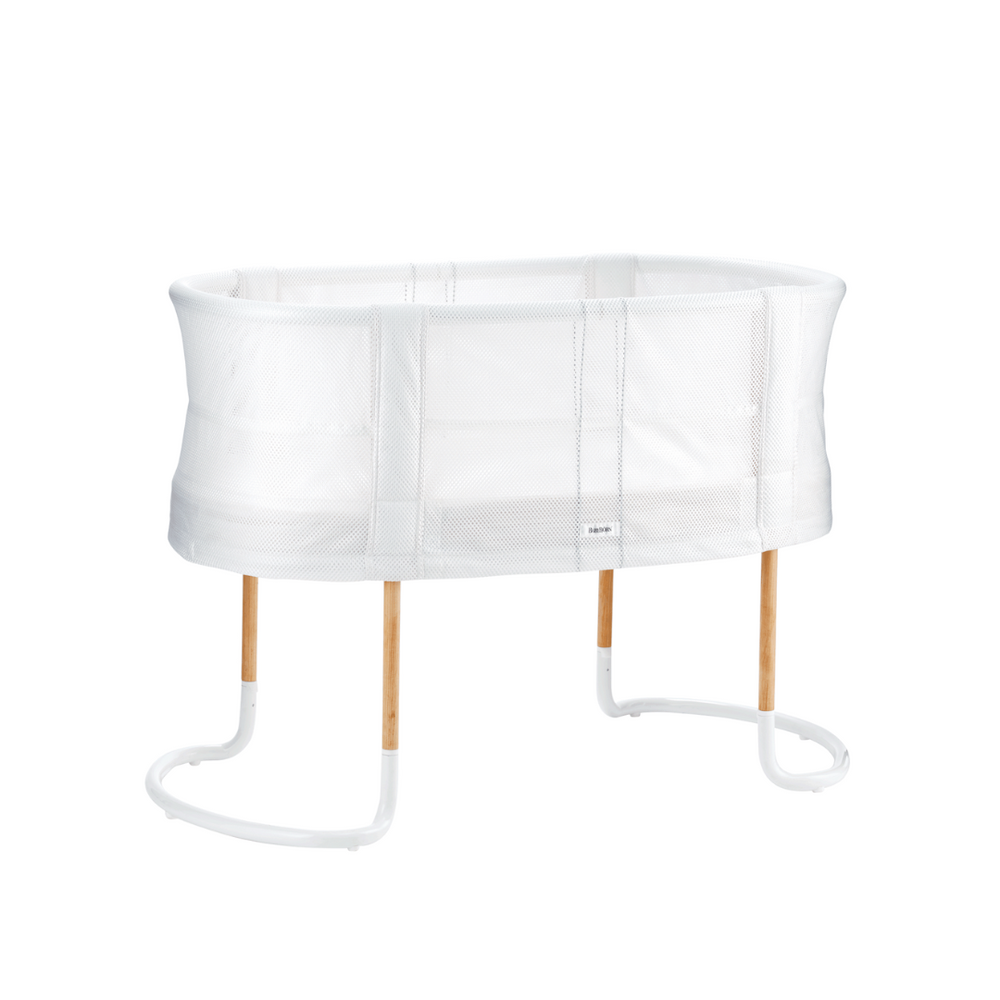 BabyBjorn - Patut reglabil pe inaltime din mesh, Alb